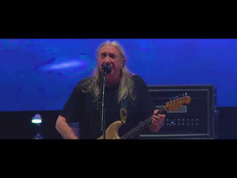 Video thumbnail for Navegando (Directo en el Wizink Center, Madrid, 20 diciembre 2018)