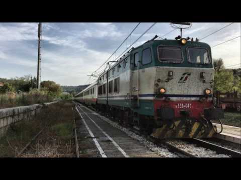 E656.040 + carrozze frecciabianca,sull'INV Surbo-Roma Termini,in transito ad Ariano Irpino