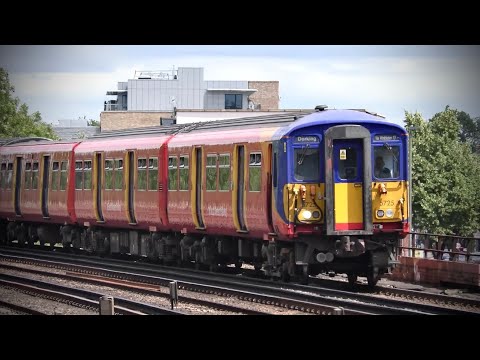 Trains at Raynes Park (SWML) 03/07/23