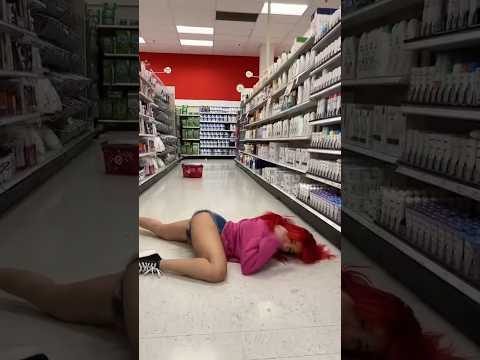 Twerking in public! #public #twerk