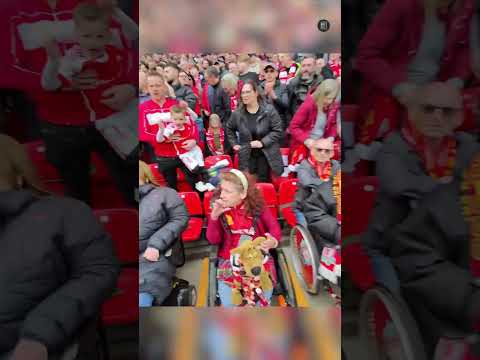 ഈ ആരാധകൻ പന്ത് പിടിച്ചു... What He Did Changed Everything