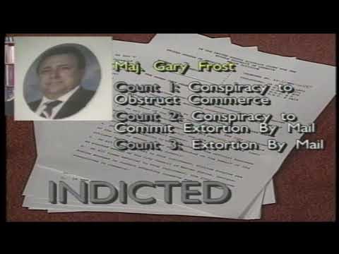 Warner Robins mayor, police chief indicted in blackmail case (1993)