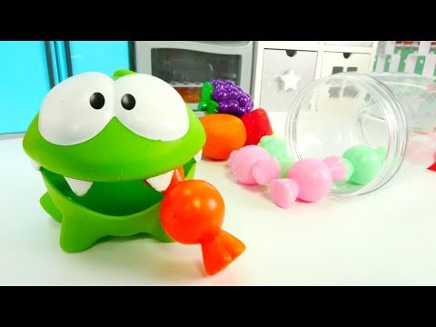 OmNom macht Bonbons. Om Nom Videos auf Deutsch.