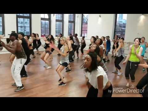 Makka Stoute Choreography. Music by: Bunji Garlin × Kardinal Offishall × Agent Sasco - She Bad