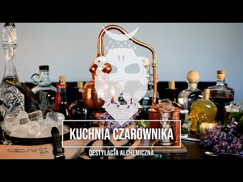 Alchemia Roślinna: Destylacja