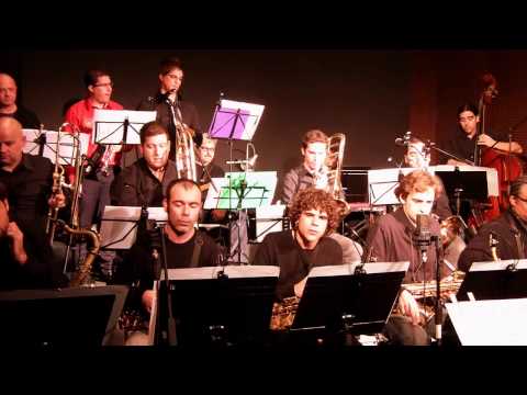 Andalucia Big Band - Three and One (Thad Jones)