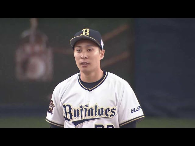 【8回表】先輩後輩対決!! バファローズ・村西良太が大学の後輩をサードゴロに抑える!! 2022年3月18日 オリックス・バファローズ 対 阪神タイガース
