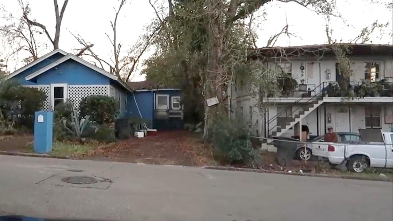 TALLAHASSE FLORIDA HOODS DURING WINTER