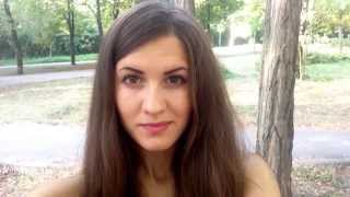 Model eagerly listens to your monologue for 5 minutes (Eye Contact Practice)