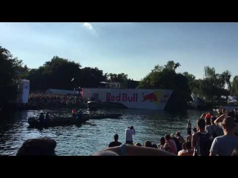 Neuer Schweizer Rekord Red Bull Flugtag 2016 Zürich - 55 Meter