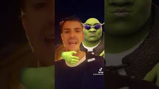Download lagu Shrek y yo saliendo de Fiesta #risas #shrek #makineros90 #humor #tiktok mp3