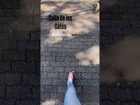 Una de las calles más conocidas de #valenciacarabobo CALLE DE LOS CAFÉS #venezuela #travel