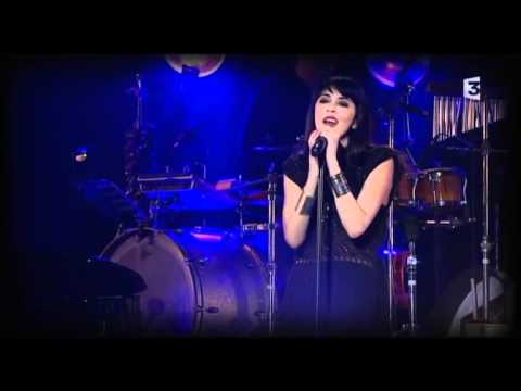download lagu mp3 mp4 Nolwenn Leroy Rentrer En Bretagne, download lagu Nolwenn Leroy Rentrer En Bretagne gratis, unduh video klip Nolwenn Leroy Rentrer En Bretagne