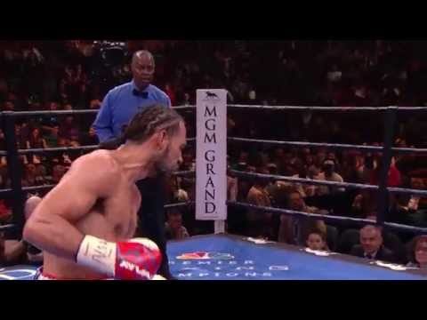 Keith Thurman Jr. Knocks Down Robert Guerrero