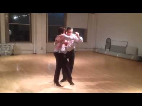 Tango (Adv) figure with sacada, Giro