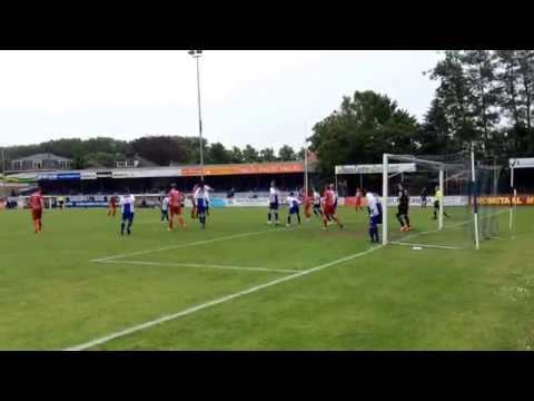 Elinkwijk - Zouaven: de bal wil er maar niet in ...