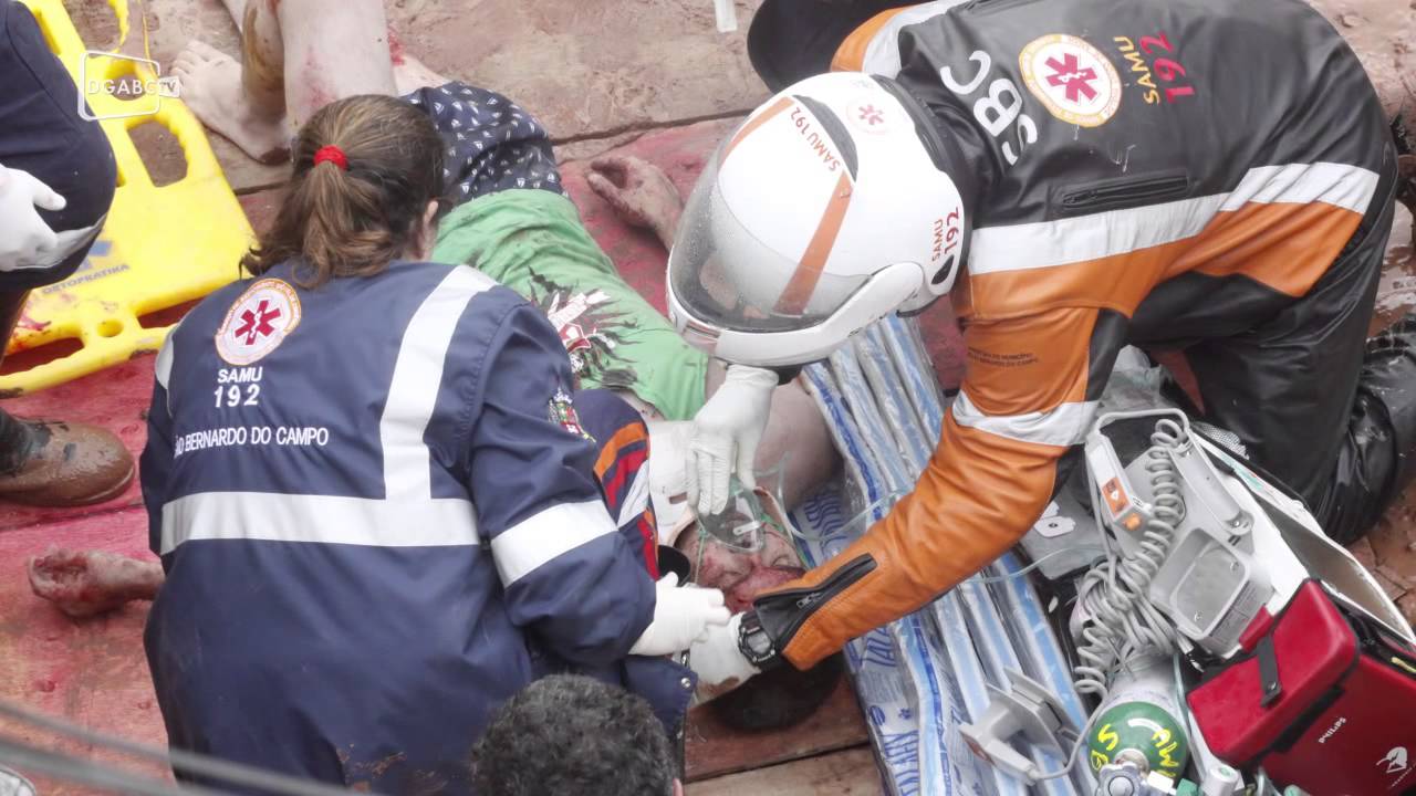 Desabamento de casa em São Bernardo; veja vídeo do local