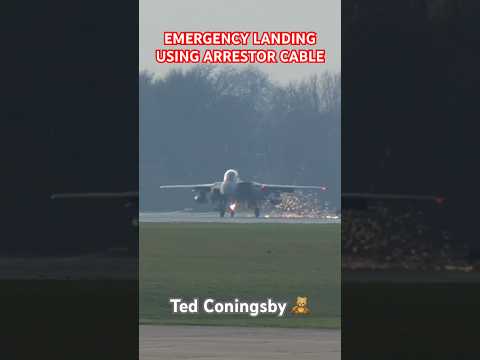 F-15 EMERGENCY LANDING USING ARRESTOR CABLE BAK-12 • RAF LAKENHEATH #emergencylanding #f15