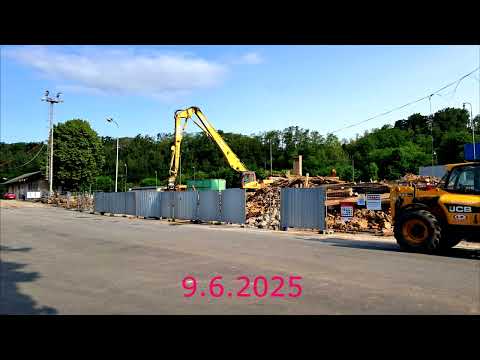 Mladá Boleslav hlavní nádraží - stará budova 2.5.2025 (a 9.6.2025 foto).