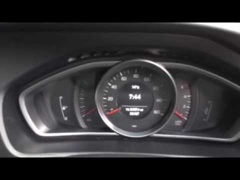 DE13GWM VOLVO V40 D2 SE