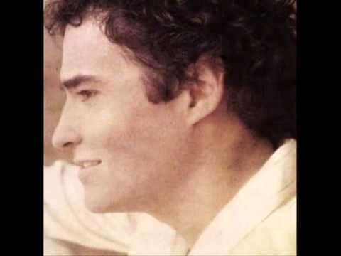 ALVARO DAVILA   ESTA VIEJA CANCION DE AMOR