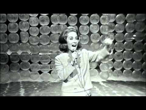You Didn't Look Around video