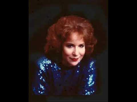 Bellini Pirata Aprile Millo - Sorgete -Lo sognai ferito, esangue -Quando a un tratto il mio consorte