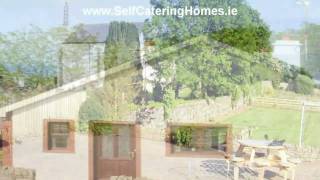 preview picture of video 'Drumaweir House Self Catering Greencastle Donegal Ireland'