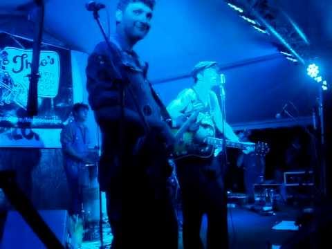 THEO'S FRIED CHICKENSTORE - Walking Man (Live@Rust'n'Dust 2013, Teterow D)