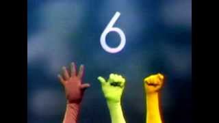 Classic Sesame Street - hands count to 11