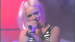 The Mavis's - Cry (Live on Hey Hey It's Saturday)