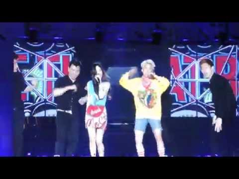 (Fancam)150321 Amber&Taeyeon-shake that brass