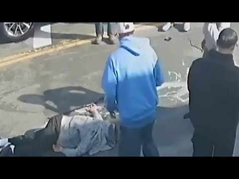 Hit and Run Suspect Checks on Victim Then Leaves