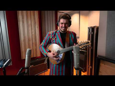 Ian Coury video