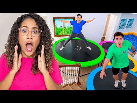 A MANSÃO VIROU UM PARQUE DE TRAMPOLIM GIGANTE! INCRÍVEL