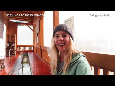 28 Taking a footbath 1