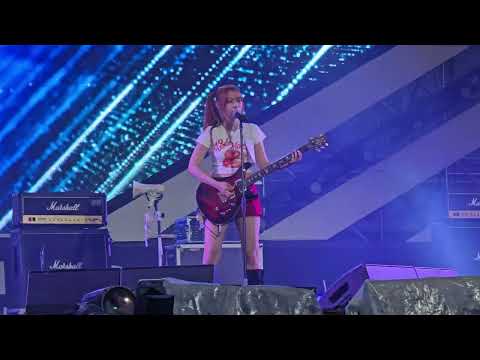 [4K] 260814 QWER - 메아리 직캠 (FANCAM) | 2026 전주 얼티밋 뮤직 페스티벌 JUMF
