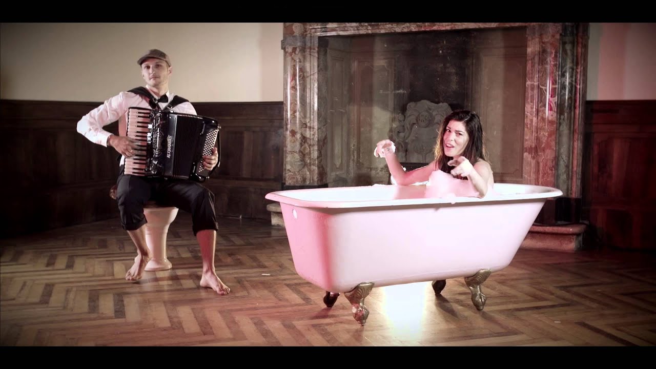 Bianca Atzei — Non puoi chiamarlo amore