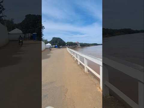 Orla do rio São francisco na cidade de São Francisco-mg