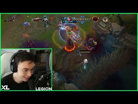 Caedrel Becomes Monkey 🙉