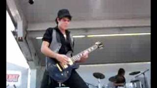 Push Play - Heart Attack [NEW SONG]