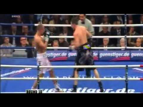 Carl Froch vs Arthur Abraham Round 10 : Froch hurts Abraham