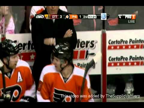 Wayne Simmonds scores a goal with his face against OTT Senators  31.03.2012