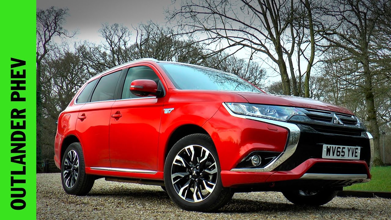 Mitsubishi Outlander PHEV 2016 Review