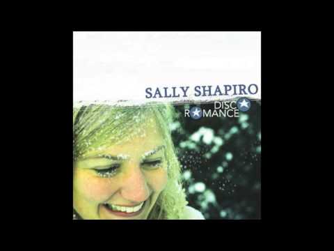 SALLY SHAPIRO - Skating In The Moonshine
