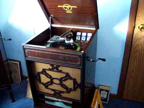 Viva-tonal phonograph-Rhapsody in Blue-Part 1