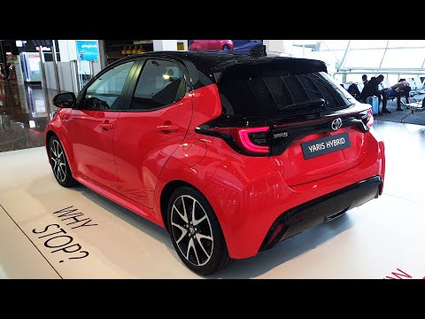 2021 Toyota Yaris Hybrid | 4K