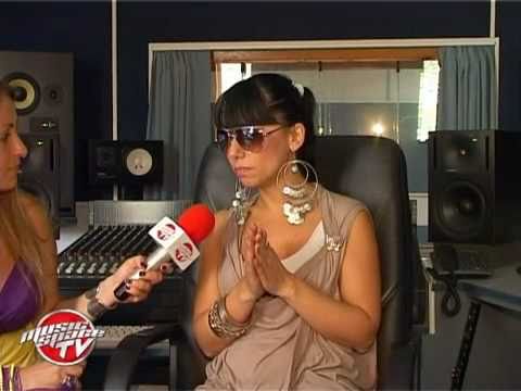 Теди Кацарова - Успях извън България