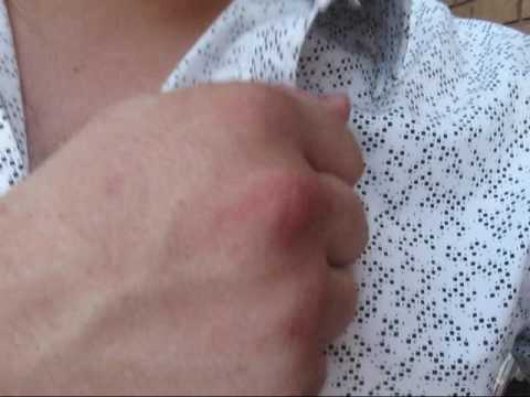 VJ RECHERCHÉ 2009. KARL HARDY. VOTE SUR LE MUSIQUEPLUS.COM.