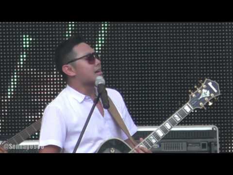 Ari Pramundito - Dicintai 'tuk Disakiti @ The 6th Kampoeng Jazz [HD]